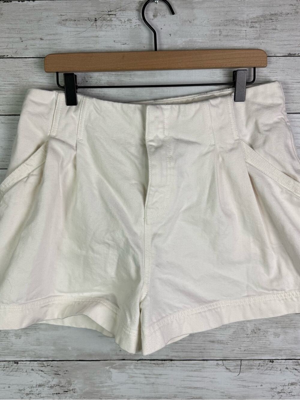 Antonio Melani High Rise Pleated Denim Shorts Size 12